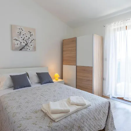 Amazing In With Wifi Apartman Vodnjan